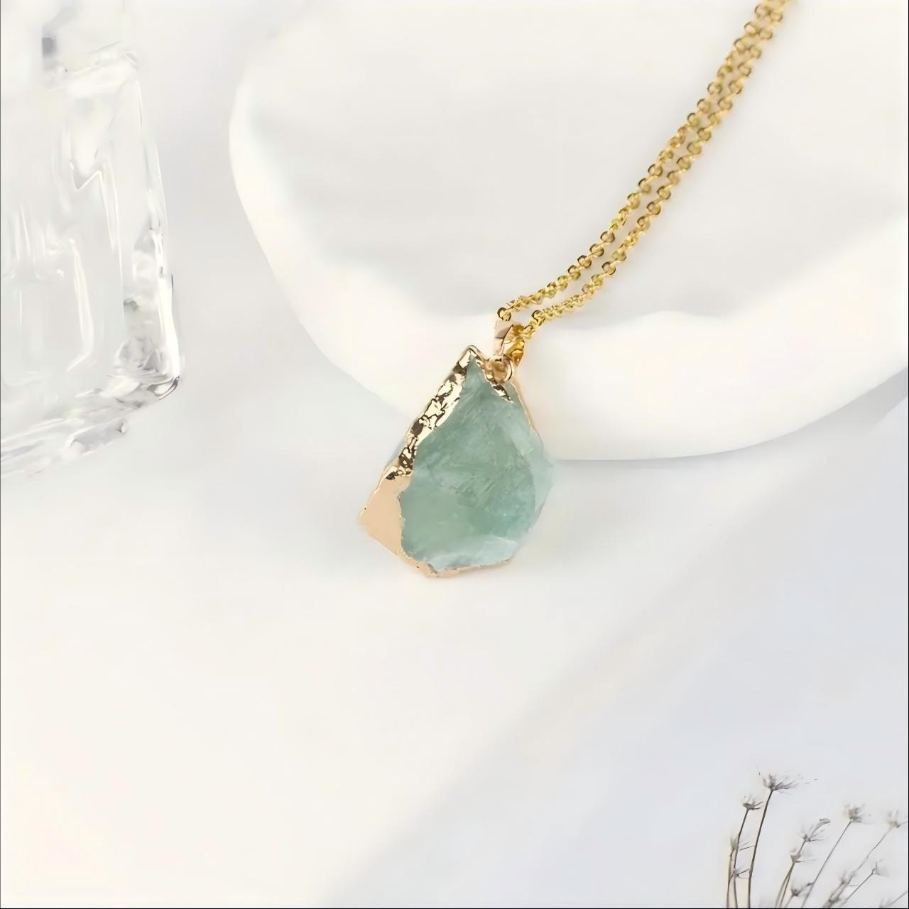 Gold-Plated Crystal Pendant Necklace – Effortless Elegance by SoulVibe Gems